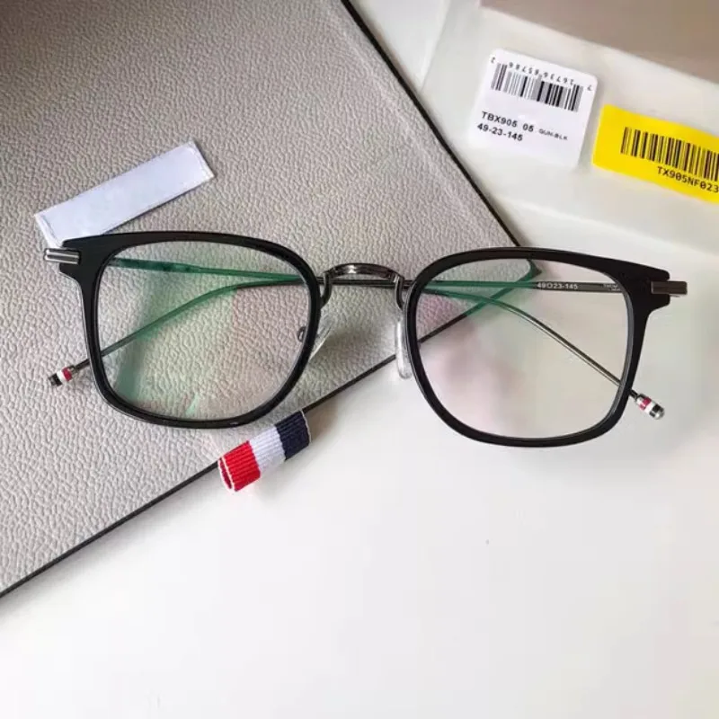 Transparent Gray Fashion Trend of Titanium and Plate Full-frame Glasses Prescription for Preventing Blue Myopia