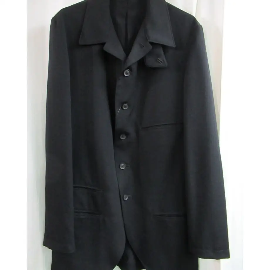 

TOP-YAMAMOTO ® Cool Black Minimalist Style Men's Blazer with Loose Lapel and Single Button Closure in Black Formal Suit