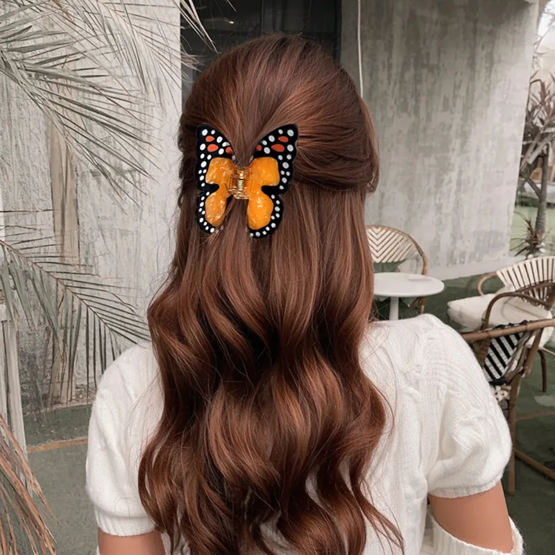 

New Simulated Bee Hair Clip, Medium Size, Butterfly Hair Accessory, Half-up Hair Clip for Women