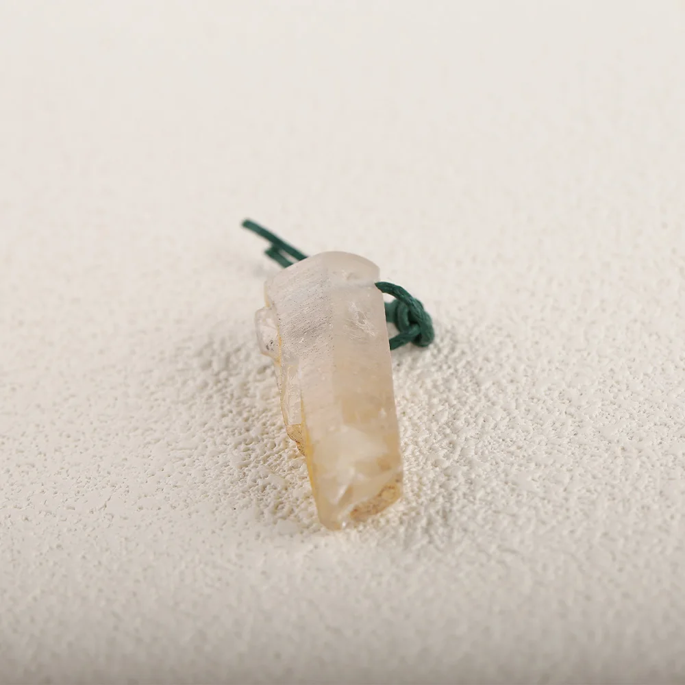 Pendant For Men Women Natural Stone Quartz Pendant  Jewelry Gift 14x12x41mm 12.7g