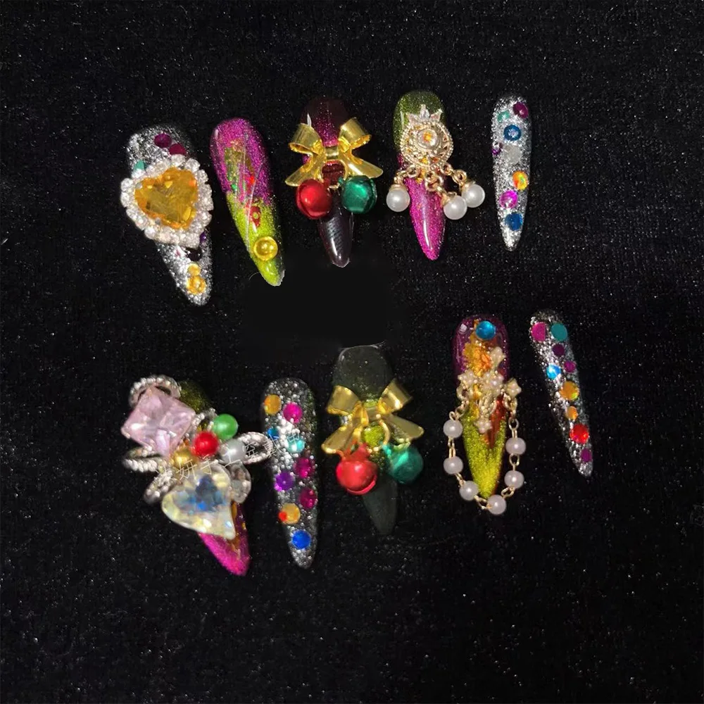 Cool Luxury Shining Chain Diamond Moon Pointed Fake Nail Stereoscopic Flower Spider Wings Pearl Press-On Nails Party Accessories