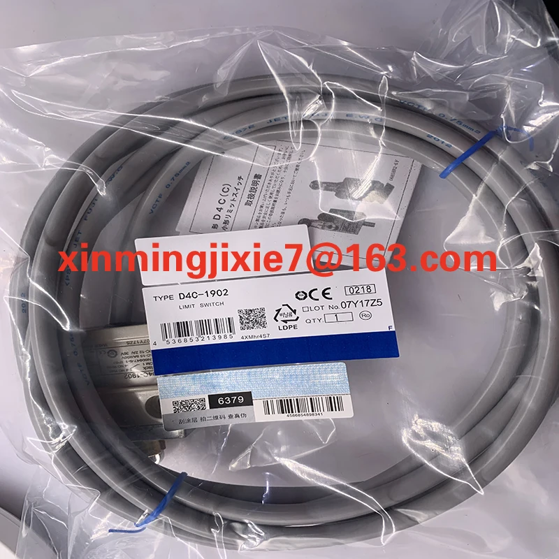 limit switch in stock D4C-3332-2M D4C-3233 -2M D4C-3333 -2M D4C-3250 -2M D4C-3350 -2M D4C-3401 -2M  original travel switch
