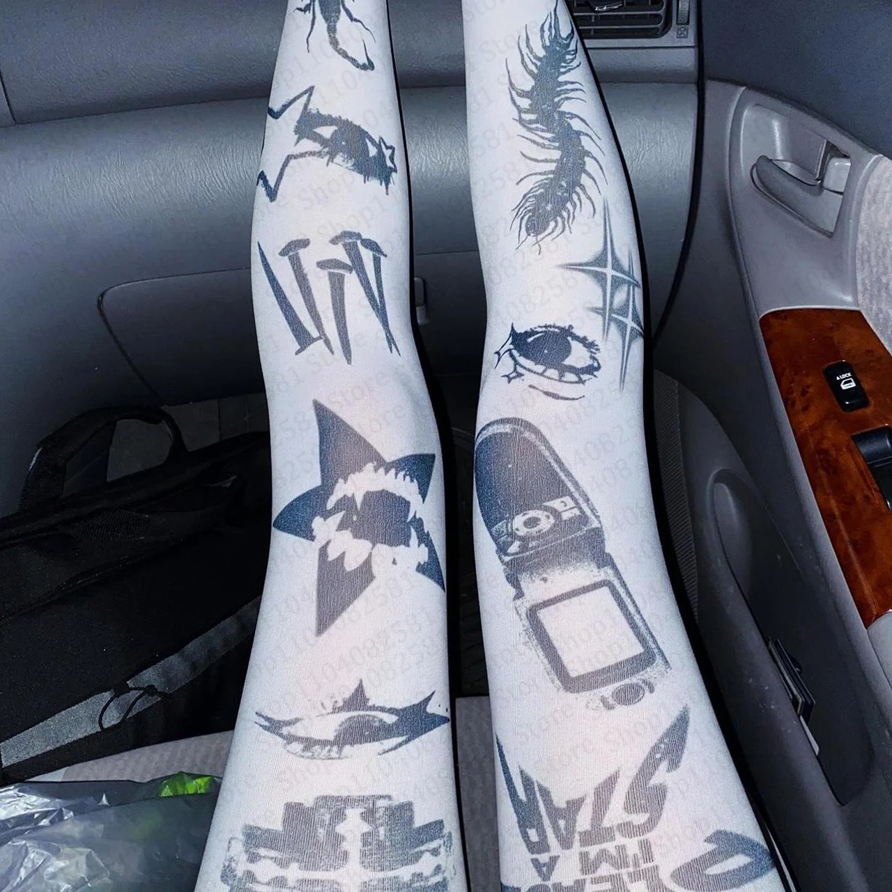 

Модные длинные носки с принтом для девушек в стиле эмо, носки до колена в стиле Харадзюку, милые белые носки с граффити для косплея, стиль Кавайи 2000-х, Y2K