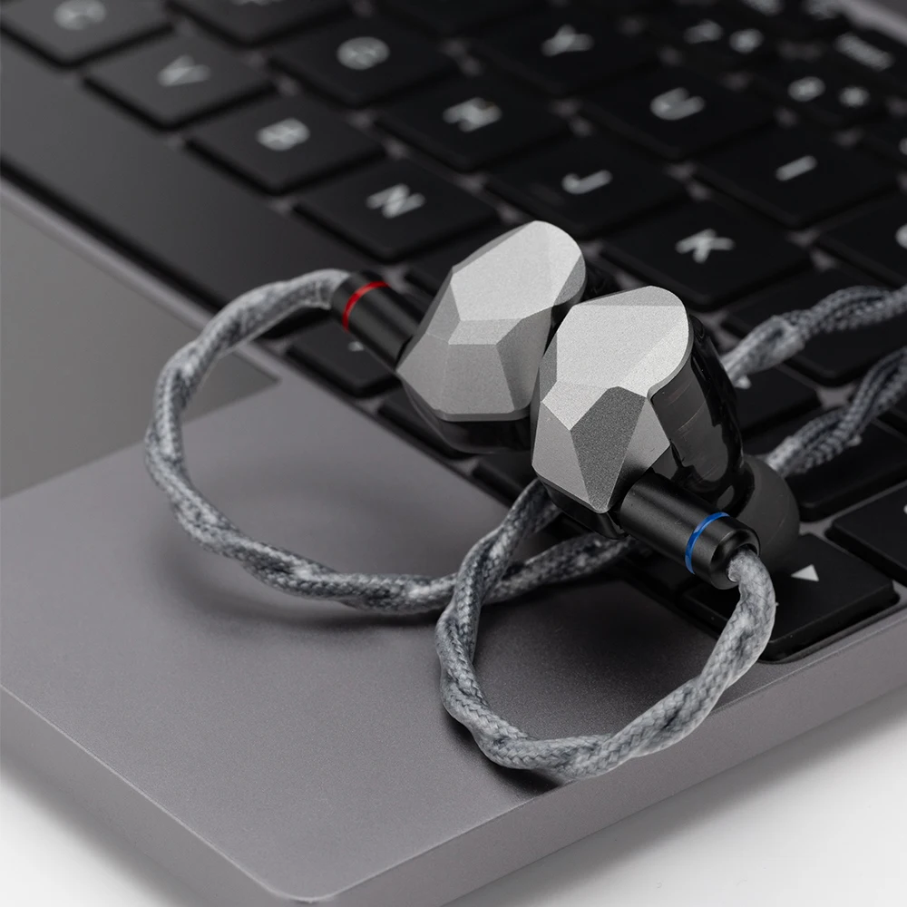 Moondrop Harmon In-Ear Earphone Three Dynamic Drivers HIFI IEMs XMT 3DD Monitor Earbuds With replaceable 4.4mm balanced plugs