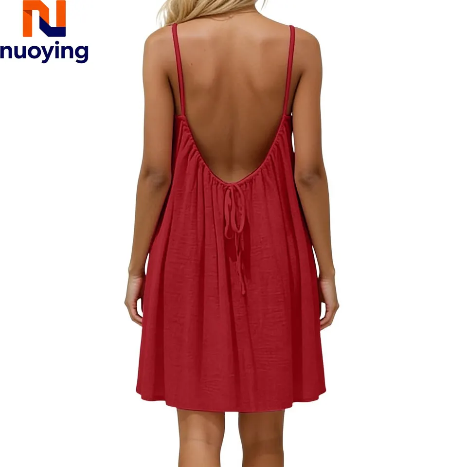 Vestido, estilo relajado de vacaciones europeo y americano, vibra elegante de espalda descubierta, nuevo para verano 2026, color liso, tirantes finos, corte A fluido