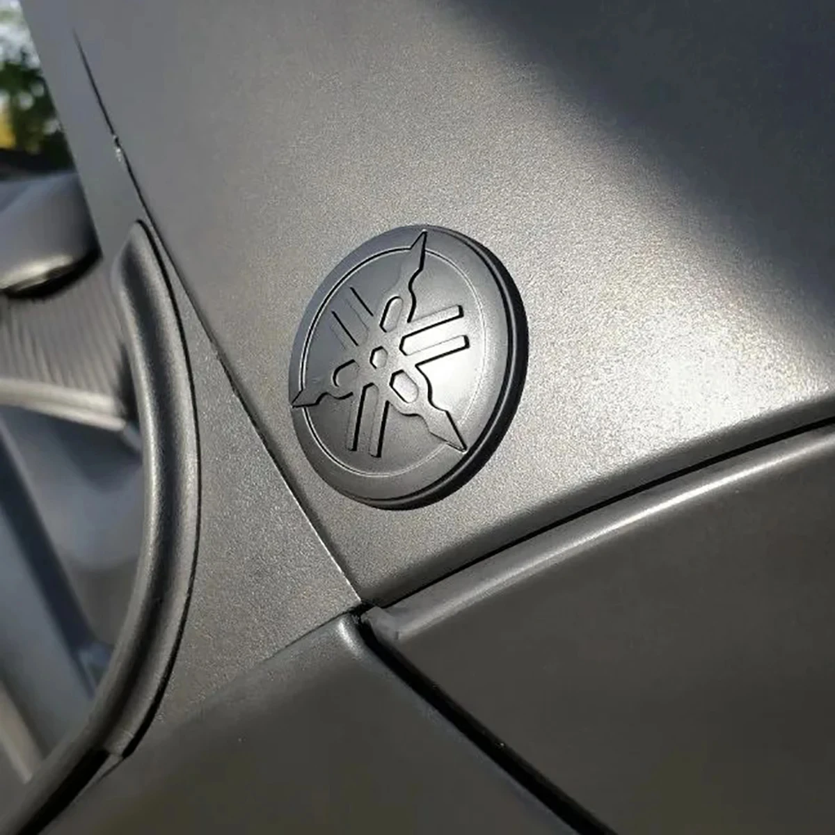 أسود لياماها ملصق ثلاثية الأبعاد شعار خزان ملصق مائي Yzf R1 R3 R6 Mt07 Mt09 Xmax Nmax Tmax #2