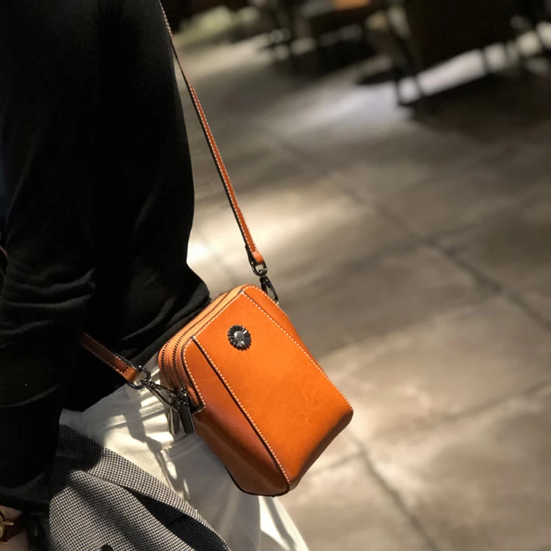Bolsos cruzados de piel de vaca auténtica para mujer, bolsos de diseñador de lujo, bolso portátil para las axilas, bolso para teléfono informal para