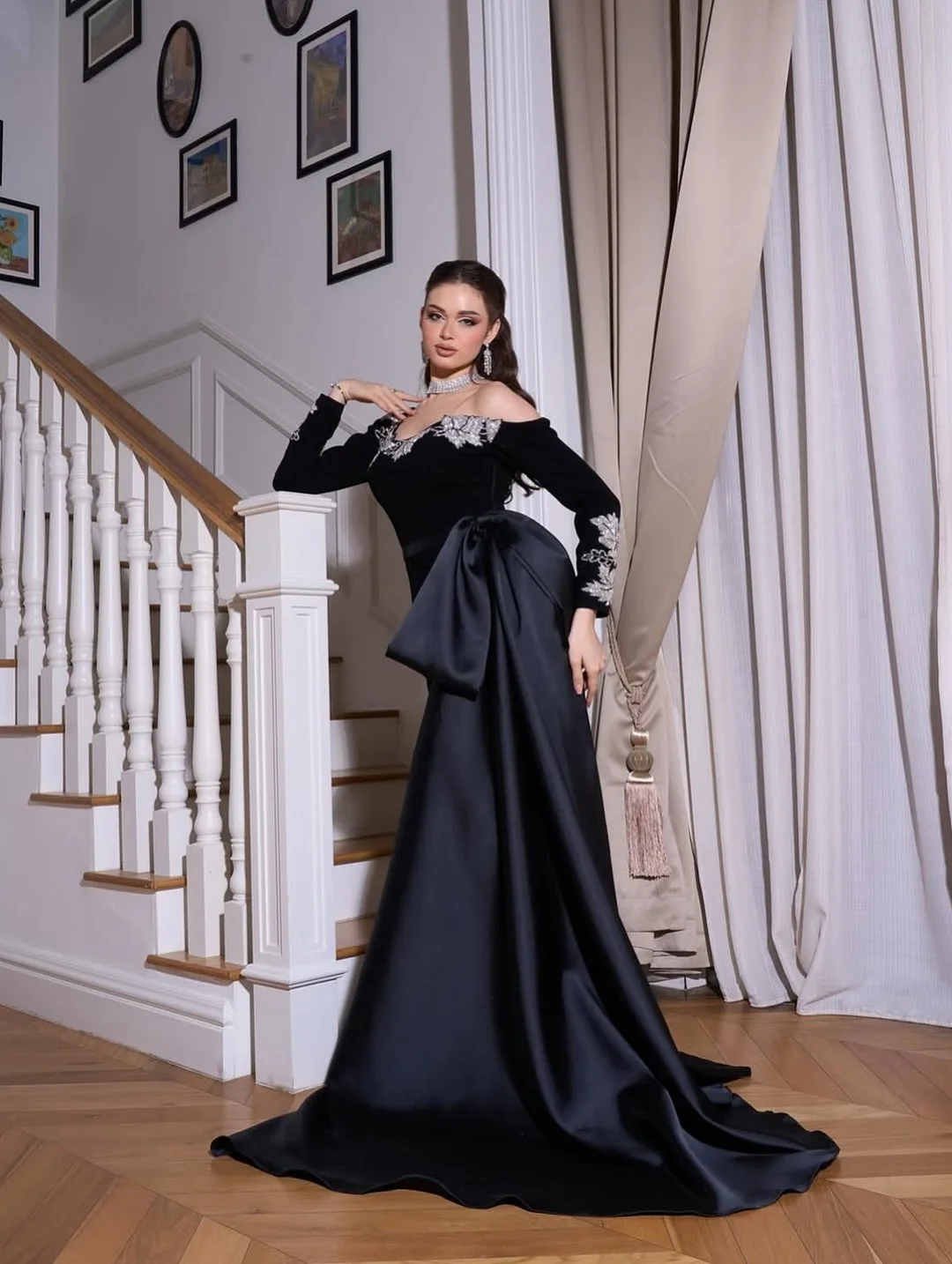 Arabin Nacht Elegante Abendkleider Schwarz Simpy Prom Kleider Bodenlangen Satin Party Kleider Angepasst Vestidos de noche Saudi