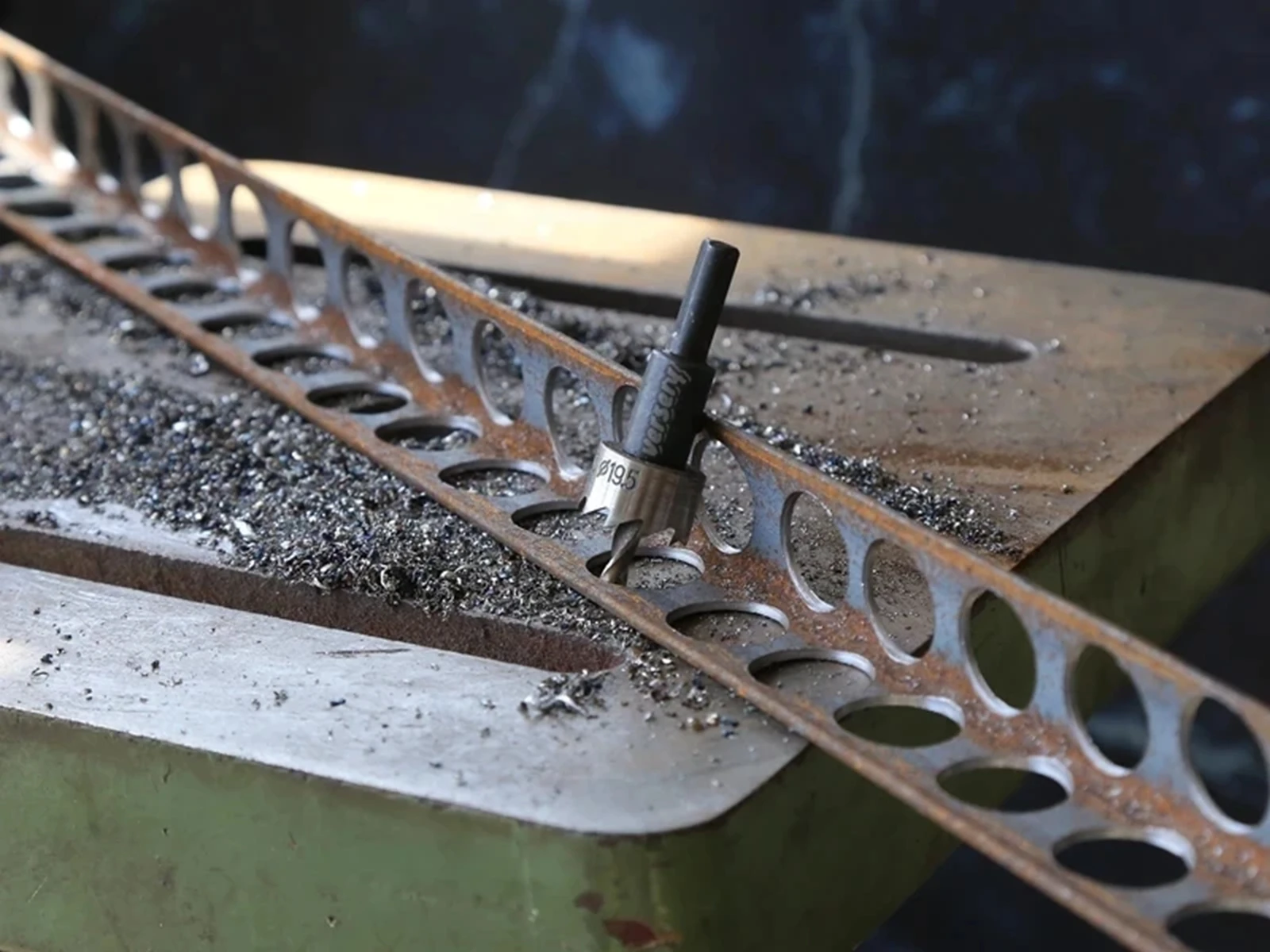 Versery Hochwertige 12-80mm Hochgeschwindigkeits-Stahlbohrer Lochsäge Edelstahl Metall Aluminiumlegierung HOT HSS Bohrer – Detail 2