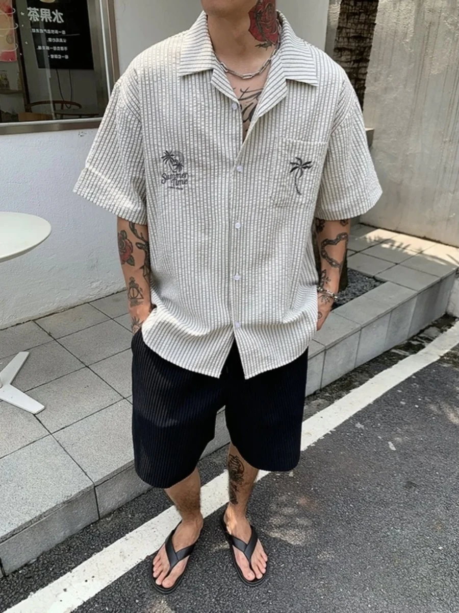 

Hawaiian Coconut Tree Embroidered Striped Shirt Men Women Summer Loose-Fit Aloha Shirt Casual Short Sleeve Tropical Blouse