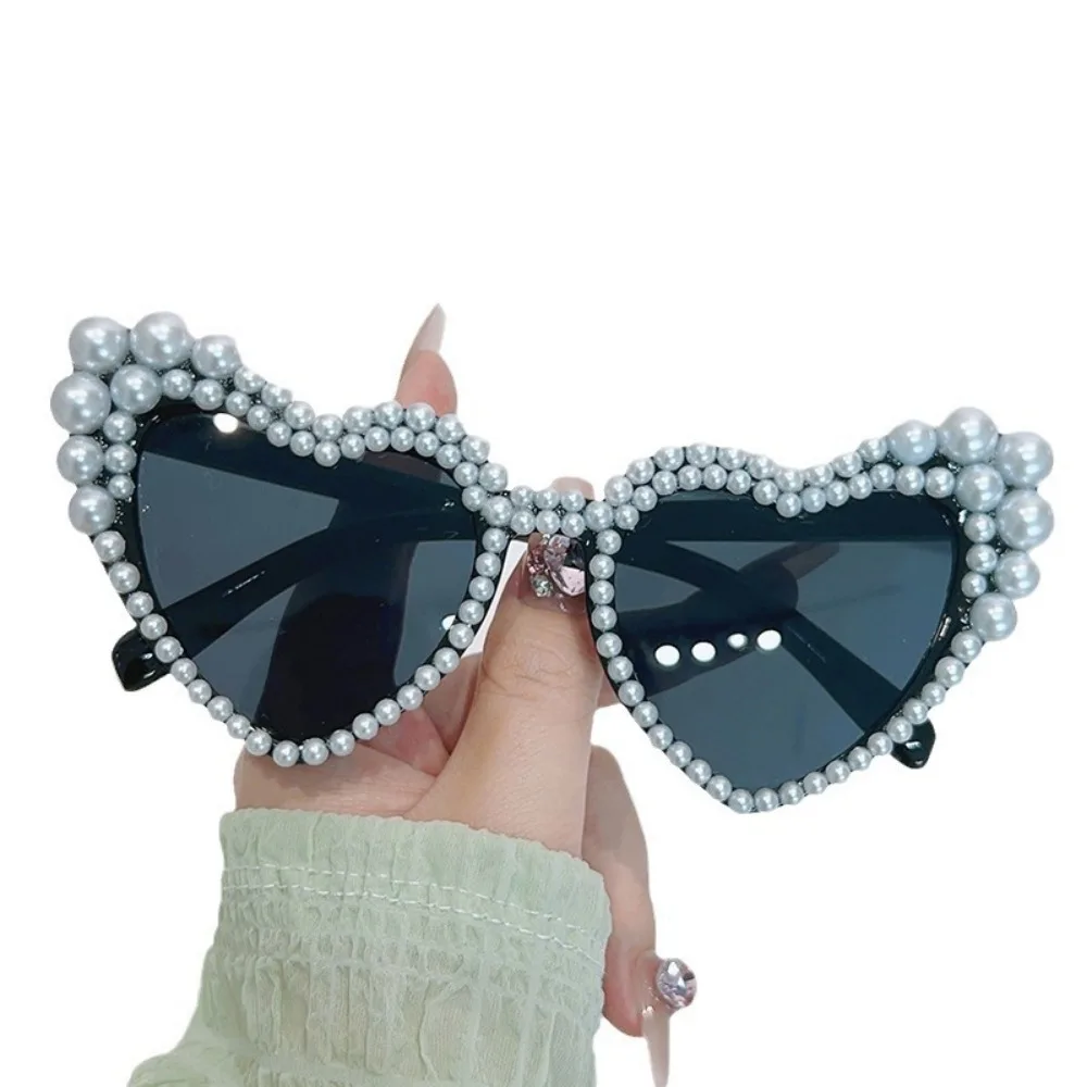 

Pearl Frame Imitation Pearl Sunglasses Heart-shaped Design Comfortable To Wear Heart-shaped Goggle UV400 Protection Y2K Fashion