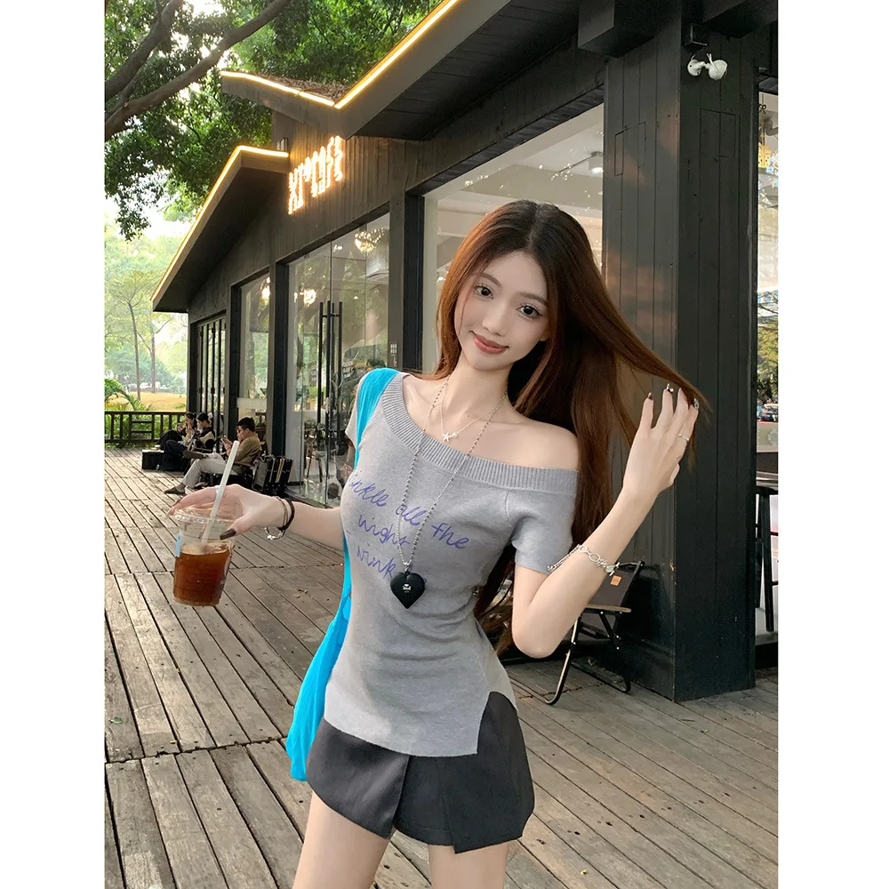 

Women‘s Letter Print Short Sleeve T-shirt, Slim-fit Tees, Casual Style 2025, Slash Neck Female Street Wear
