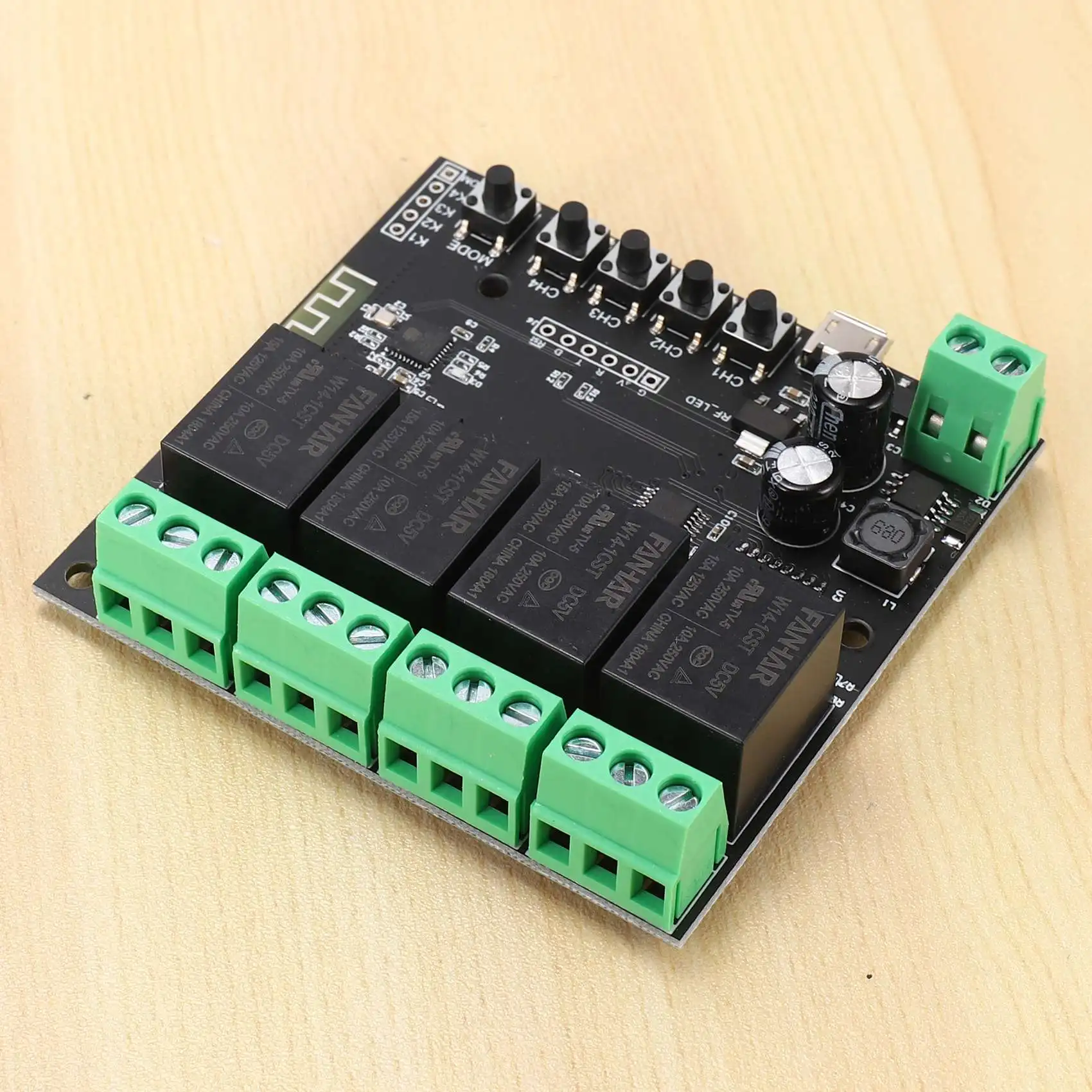 RISEN 4CH Tuya Switch Modulo interruttore WiFi Relè wireless Smart Life APP Controllo remoto timer intelligente per interruttore Smart Home