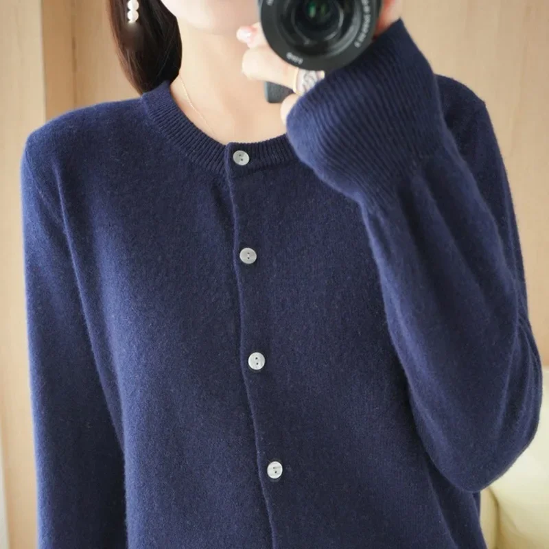 Autumn Winter Round Neck Women Sweaters Classic Basic Solid Knitted Tops Cardigan Pullover Korean Version Sweaters Soft Clothes