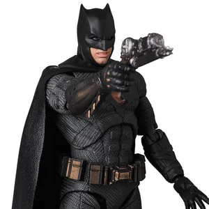 Batman Joint Movable NECA -Anime -Modell für Kinder, Actionfigur Justice League, Bruce Wayne Mafex 056, 18 cm, Geburtstagsgeschenk 10 Hauptverkäufe Batman Mafex - №8