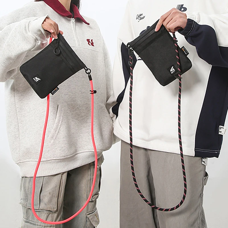 

Luxury Designer Nylon Cloth Messenger Bag for Men New Mobile Phone Bag Portable Simple Shoulder Bag Unisex Satchel Crossbody Bag