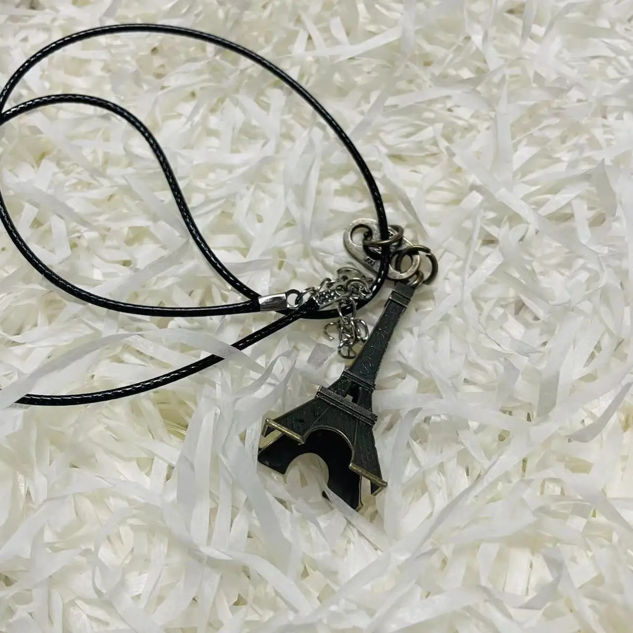 Eiffelturm Paris Tower Halskette Mode Anhänger Krawatte Box 2-teiliges Set Halloween Weihnachten Neujahr Kind Geburtstagsgeschenk