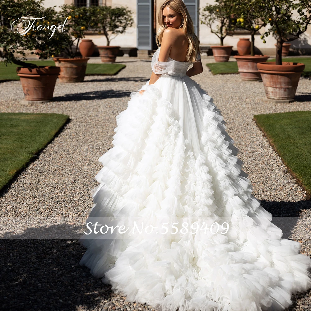 Suknie ślubne Traugel, seksowne, z odkrytymi plecami, dekolt łódka, plisowane, w stylu vintage, wykwintne falbany, tren dworski, fason litery A.