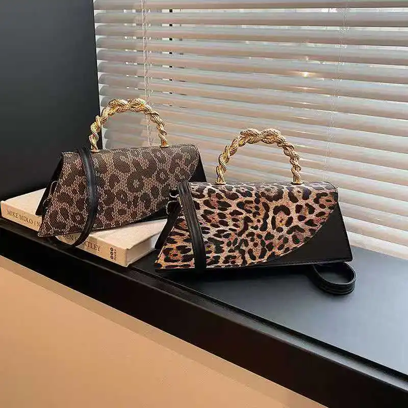 

2026 Fashionable leopard print personalized handbag high-quality exquisite and beautiful single-shoulder crossbody women's bag