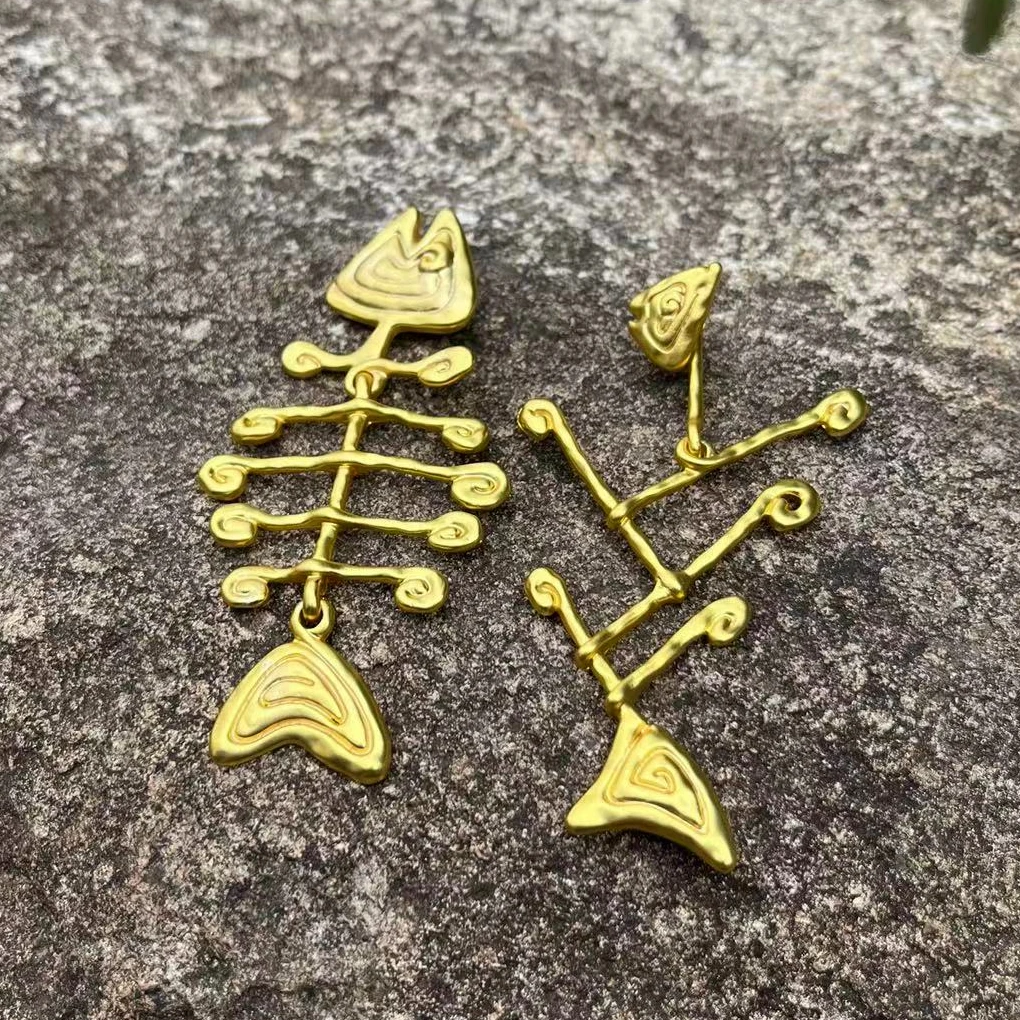 Vintage Gold Color Fish-Bone Asymmetric Dangle Earrings