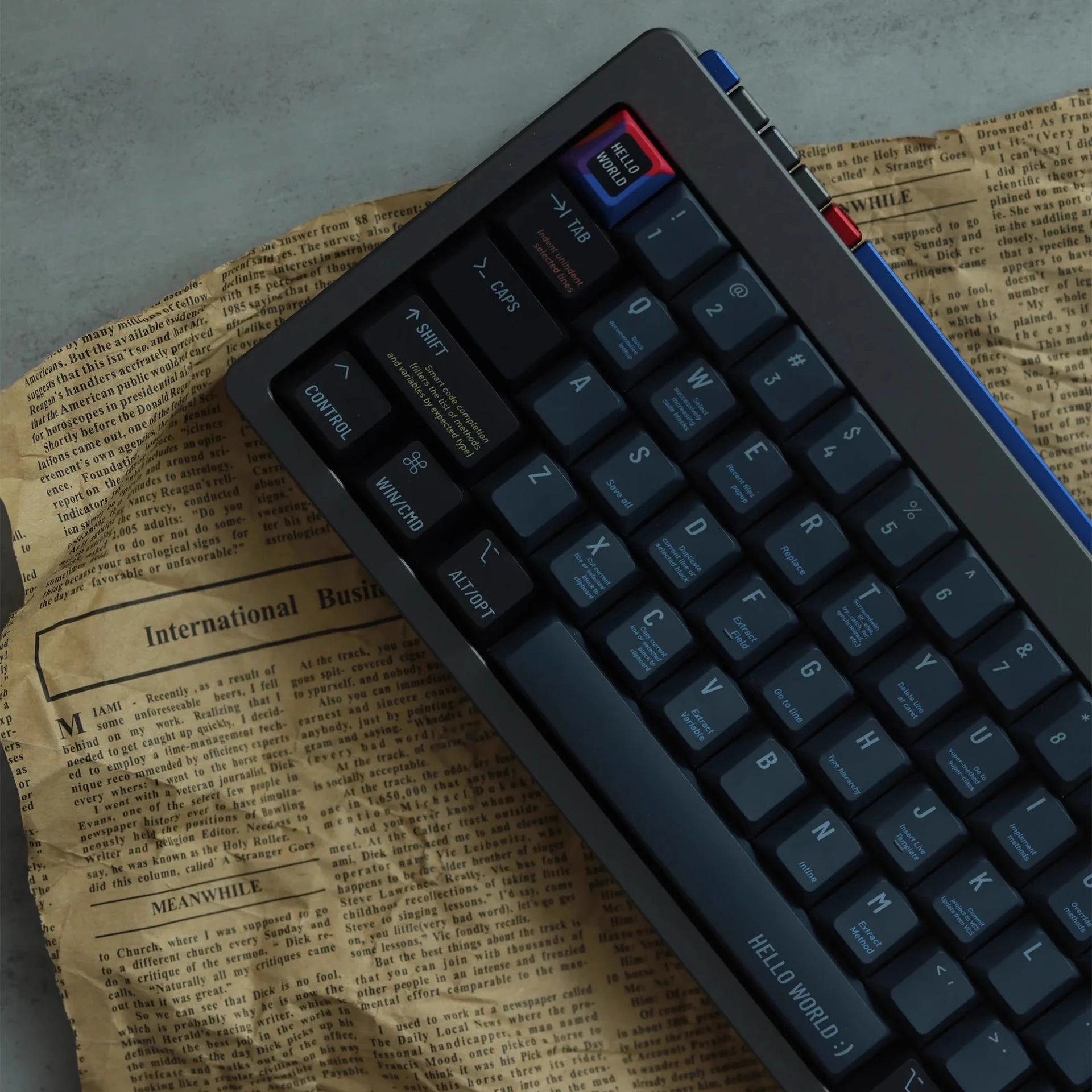

Подлинная черная колпачок для программиста ROG, ночной демон, стреляющий волшебник, магнитная ось, колпачок из ПБТ