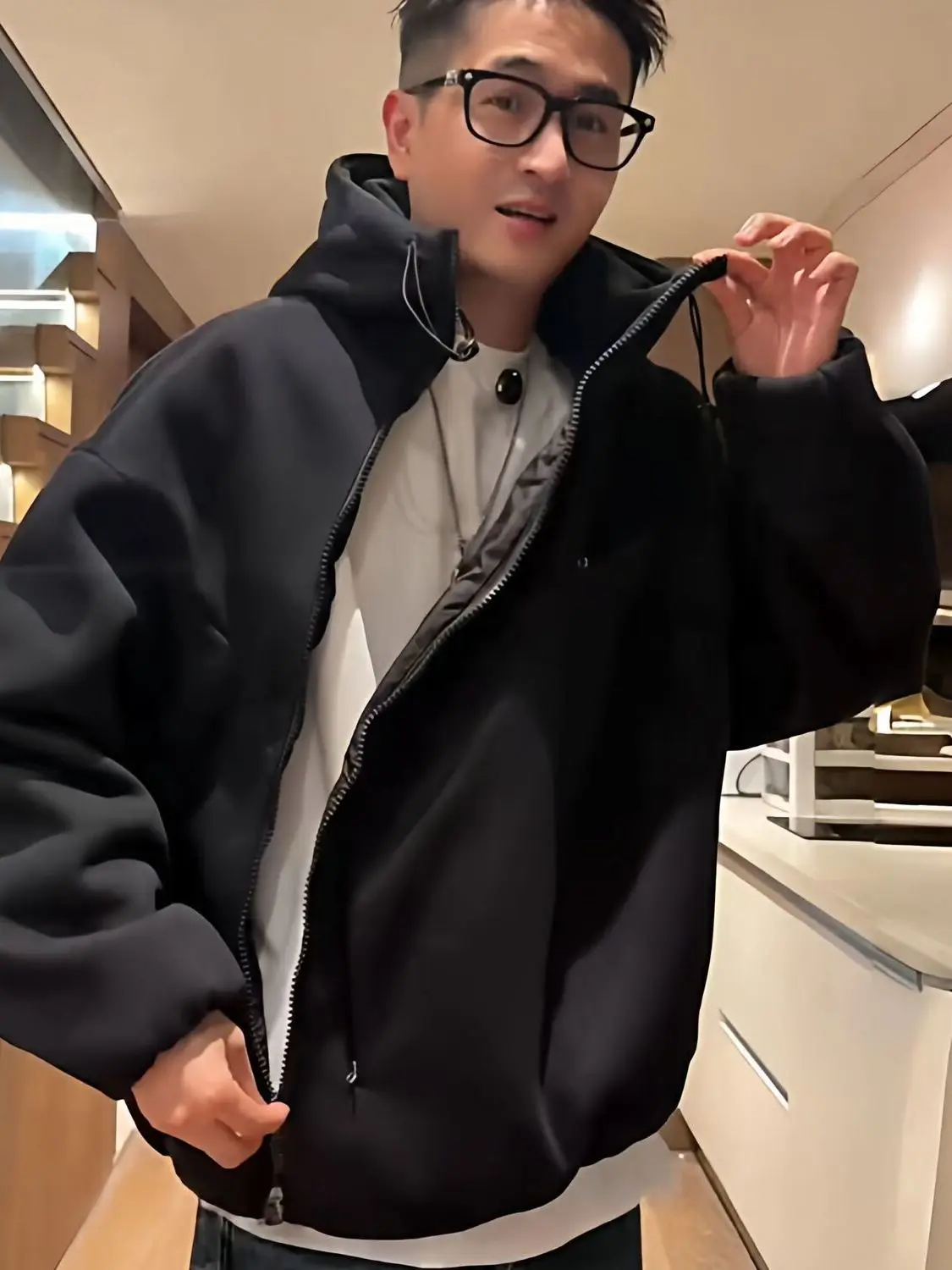 

Американская утепленная толстовка-худи на молнии для мужчин, осенне-зимняя, новая, свободного кроя, повседневная верхняя одежда, модный дизайн