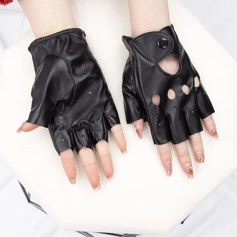 Black Punk Rivet Short PU Leather Half-Finger Gloves Women Hip-Hop Driving Motorcycle Party Cool Girl Handsome Fingerless Mitten