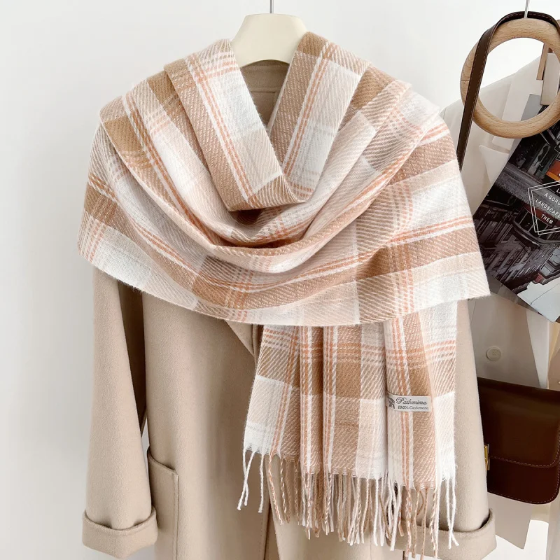 

2025Зимний новый студенческий теплый шарф в корейском стиле, универсальная высококачественная шаль для пар, дорожная ветрозащитная теплая шаль для шеи