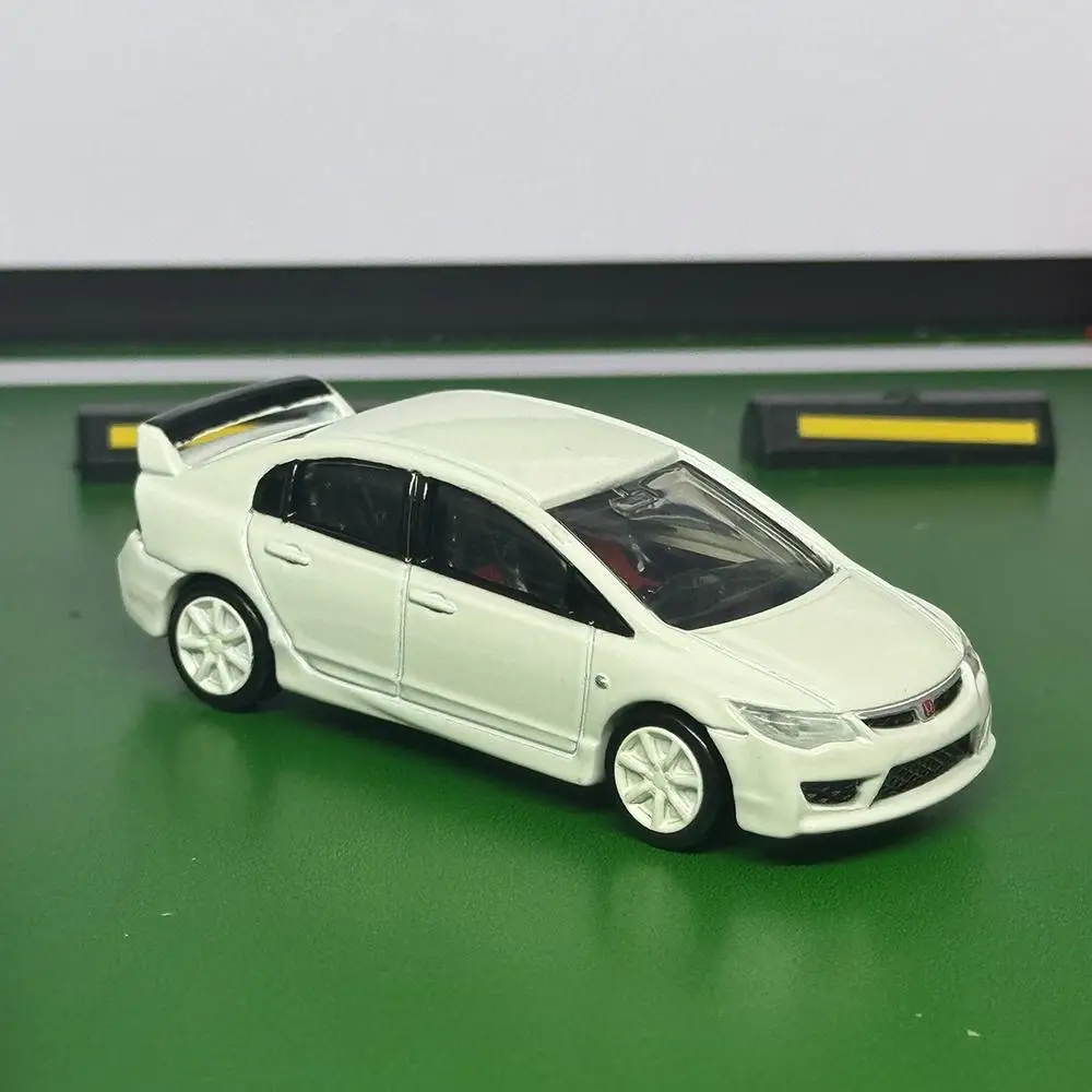 Takara Tomy Tomica Premium 37 Honda Civic TypeR (FD2) Cars Kids Toys Motor Vehicle Diecast Metal Model