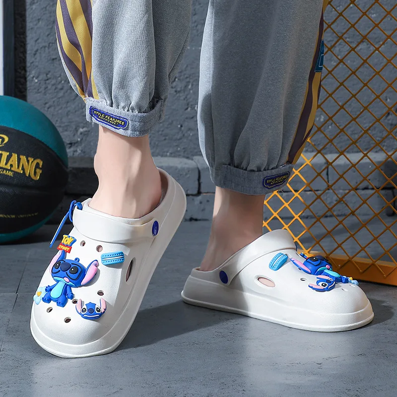 Nuevas zapatillas con cabeza de la serie Stitch de dibujos animados para parejas, zapatos informales súper ligeros, antideslizantes y versátiles, regalos para hombres y mujeres