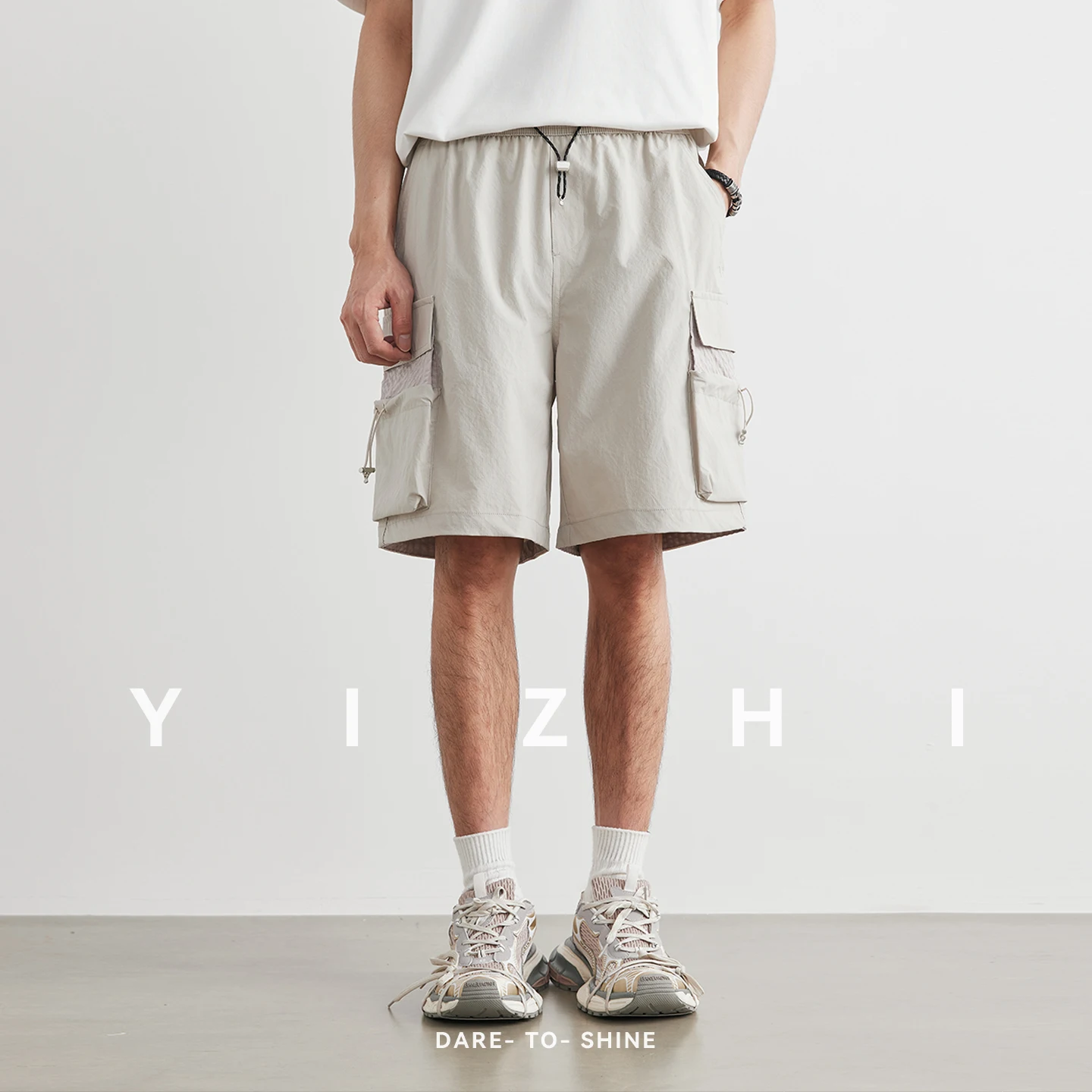 2026 Summer Solid Cargo Shorts Men Quick Dry Lightweight Breathable Multi-Pocket Drawstring Straight Leg Short Pants
