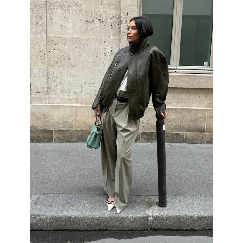 グリーンパッチワークレザーショートジャケットスタンドカラー長袖ルーズミニコート女性のためのカジュアルデイリーストリートウェア秋の女性