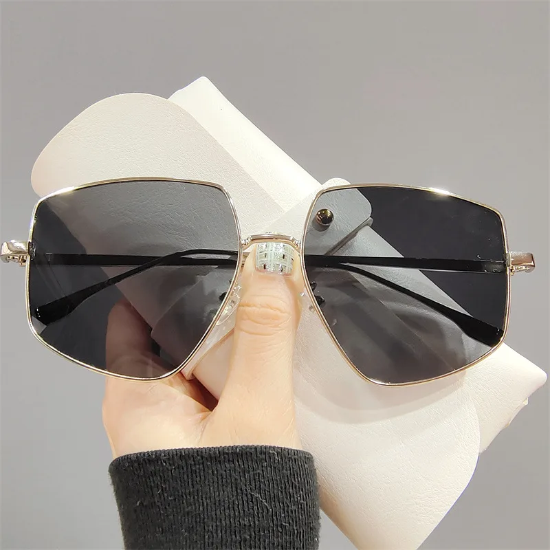 Oversized Gradient Polygon Sunglasses Women New Fashion Brand Irregular Alloy Sun Glasses For Female Vintage Color Lens Shades