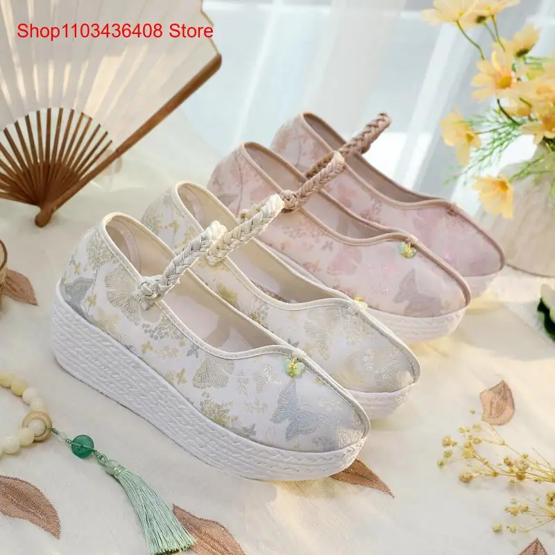 New Lightweight Thick-Soled Ethnic Style Cloth Shoes for Women Butterfly Heavy Industry Satin Embroidered Shoes