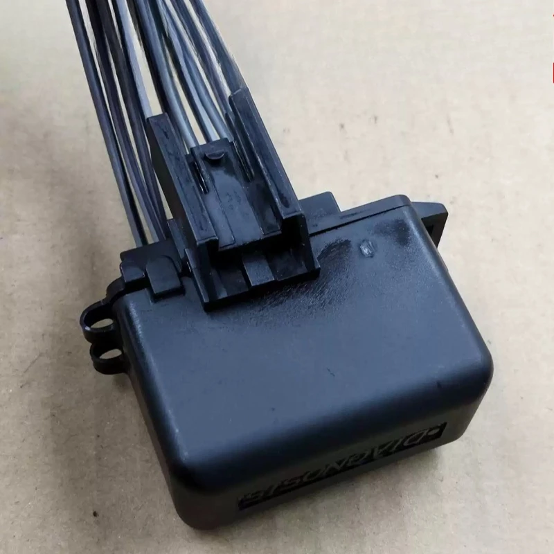 Engine OBD Diagnostic Plug Connector For Hyundai Verna Elantra Langdong Leading Mistra Sonata 9 Kia