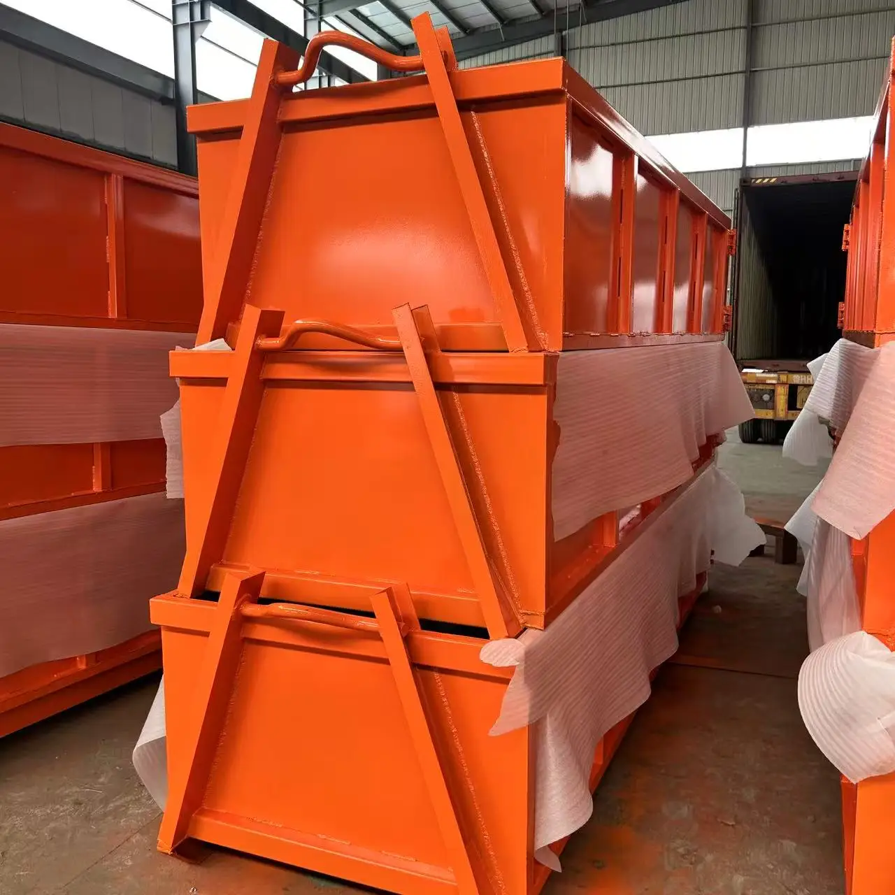 Heavy Duty Hook Lift Dumpster 10-40 Yard Industrial Waste Container Factory Price