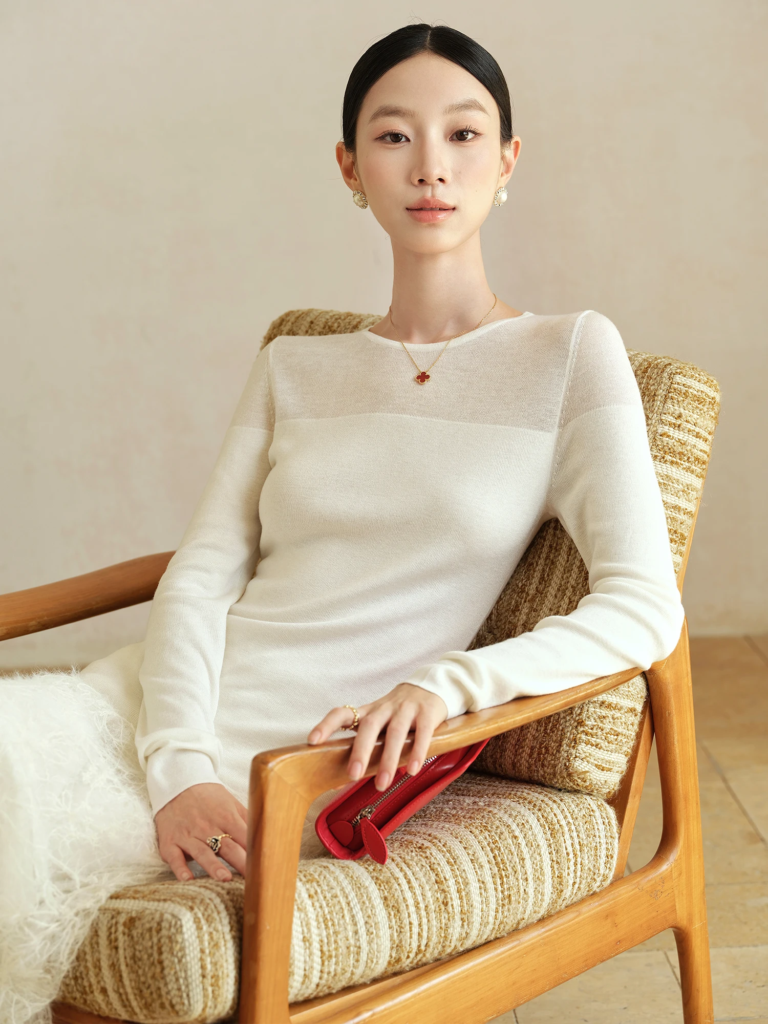 

Элегантный облегающий трикотажный топ с высоким воротником из смесового полиэстера, мягкий и комфортный, для базового слоя