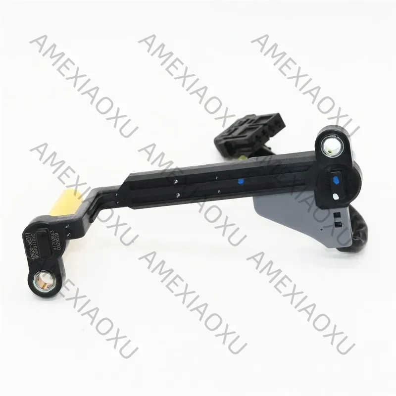 1PC OEM：4262026010 4262026011 For Veloster Elantra Input Speed Sensor Assy AMEXIAOXU