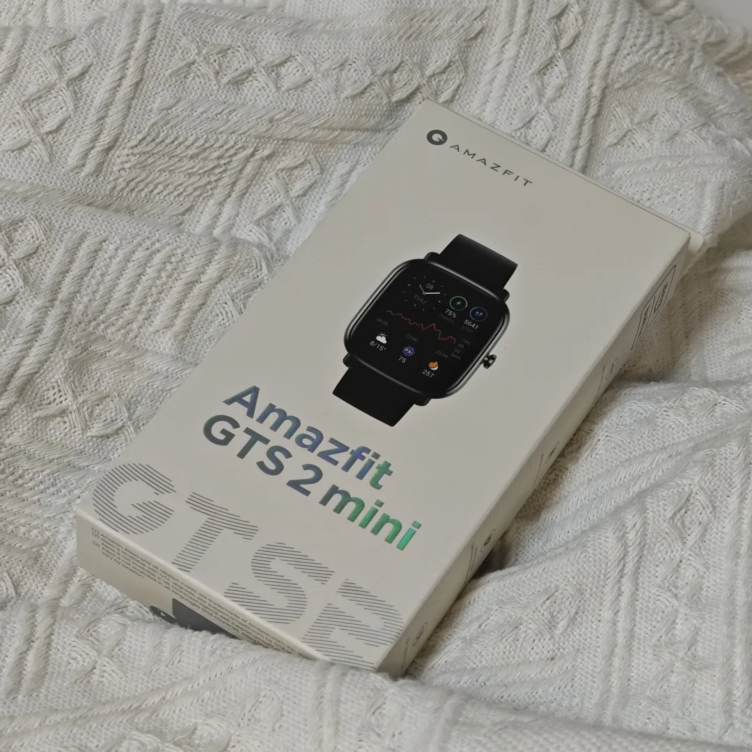 Amazfit-GTS 2 Mini GPS Smartwatch pour Homme et Femme, Affichage 68 + Modes de dehors, Montre de dehors Étanche, Moniteur de Sommeil, Cadeau