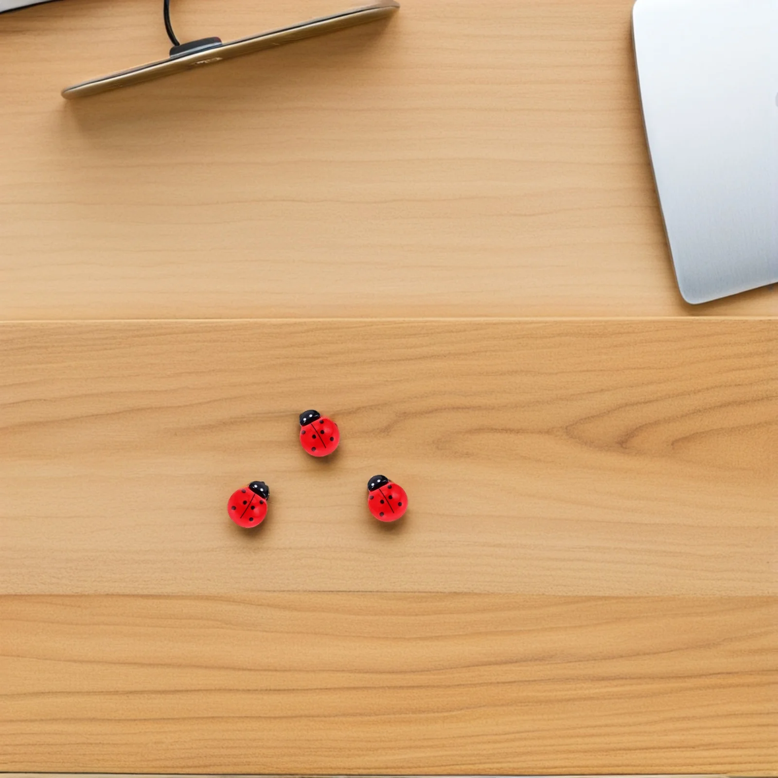 

30Pcs Ladybug Thumb Tacks Cute Decorative Push Pins for Cork Board Bulletin Board Photo Wall Display Office Home Use Sturdy