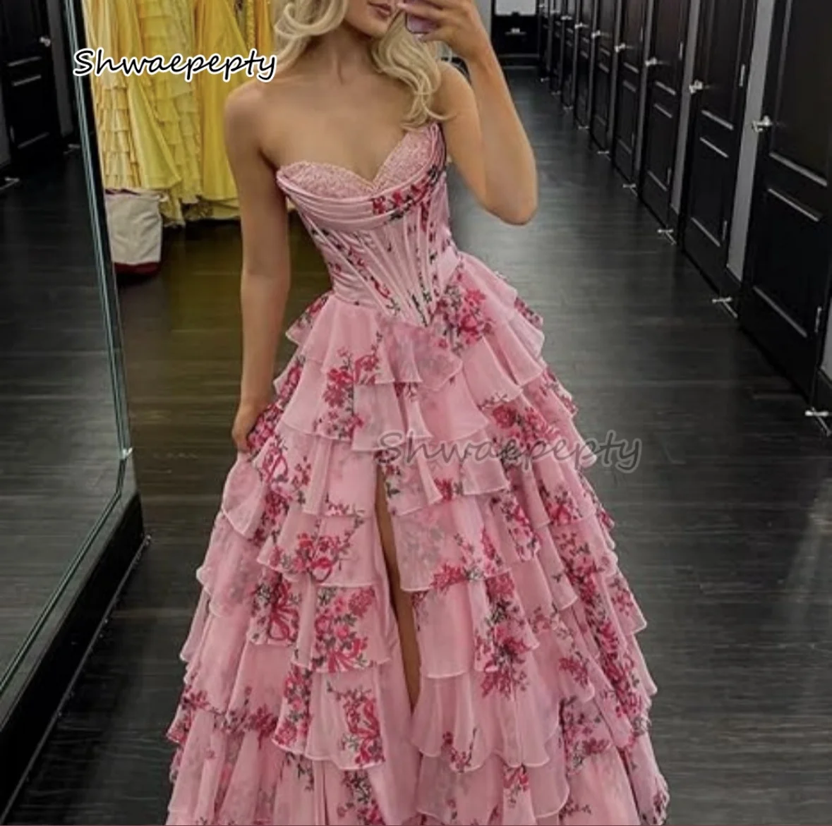 Ruches gelaagde bloemen chiffon galajurk liefje korset a-lijn vetersluiting lange avondjurk split roze verjaardagskleding op maat