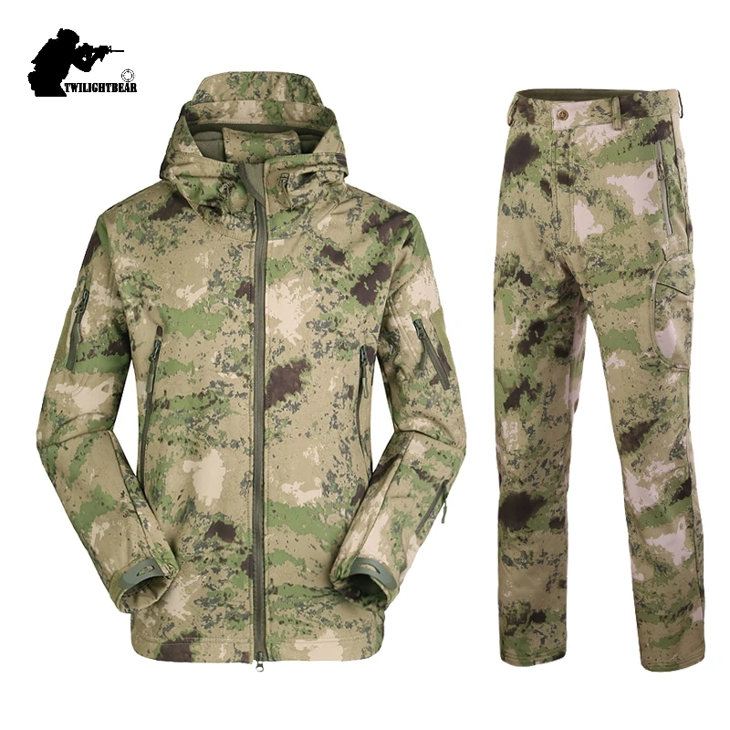 Outdoor Camoflage SoftShell Men\'s Suits 5XL Oversized Waterproof Fleece Clothes Set Men Clothing Camping Hunting Suit A2F051