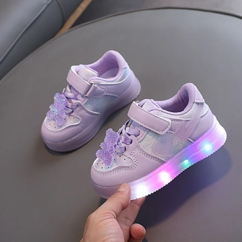 Fashion Girls' Shoes 2026 Spring New Kids Sneakers Comfort Anti Slip Girls Casual Shoe Simple Versatile Child LED Luminous Shoes