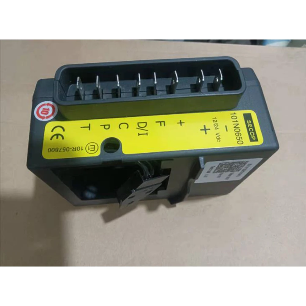 

2025 101N0650 DC 12/24V DC Variable Frequency Compressor Driver/Board 101N0651SECOP