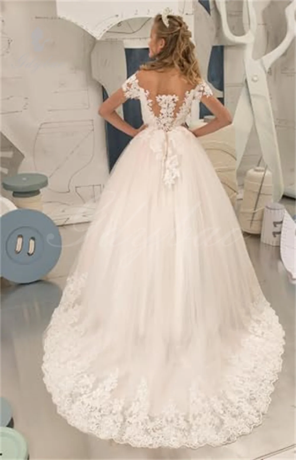 Fashionbride dziewczęce z odkrytymi ramionami dziewczęca sukienka w kwiaty koronkowa aplikacja sukienka na konkurs piękności księżniczki dla dzieci suknie balowe na wesele