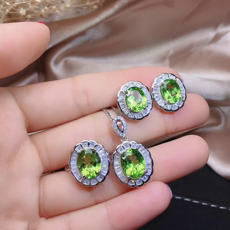 

Boutique Jewelry 925 Sterling Silver Inlaid Natural Peridot Gemstone Female Luxury Pendant Necklace Ring Earrings Set