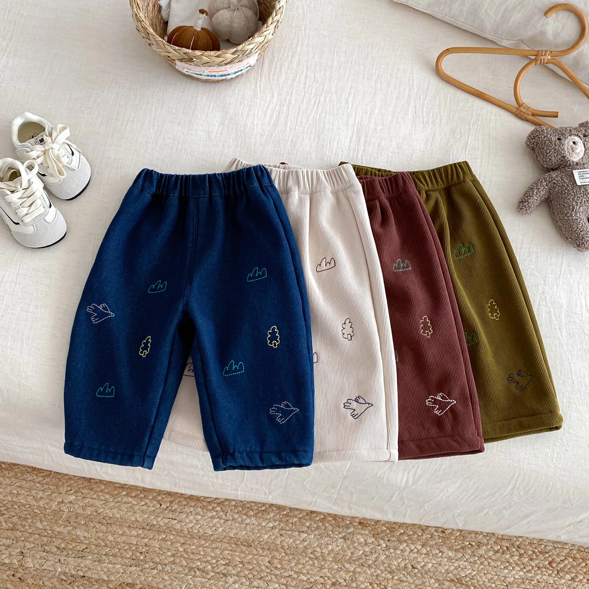 

2025 Winter 0-5Y Children Clothes Cartoon Embroidery Pants Boys Thickened Casual Trousers Boys Girls Korean Style Corduroy Pants