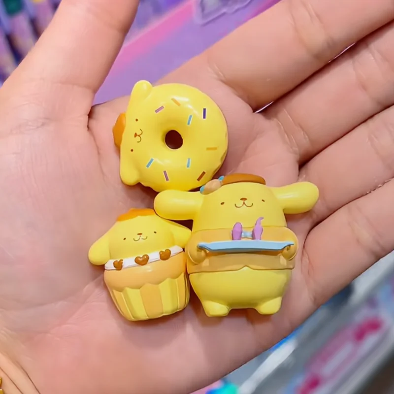 ホット本物のサンリオかわいいミニマイクロシーンハローキティクロミ Hangyodon 漫画アニメブラインドボックスデスクトップコレクションかわいい装飾品