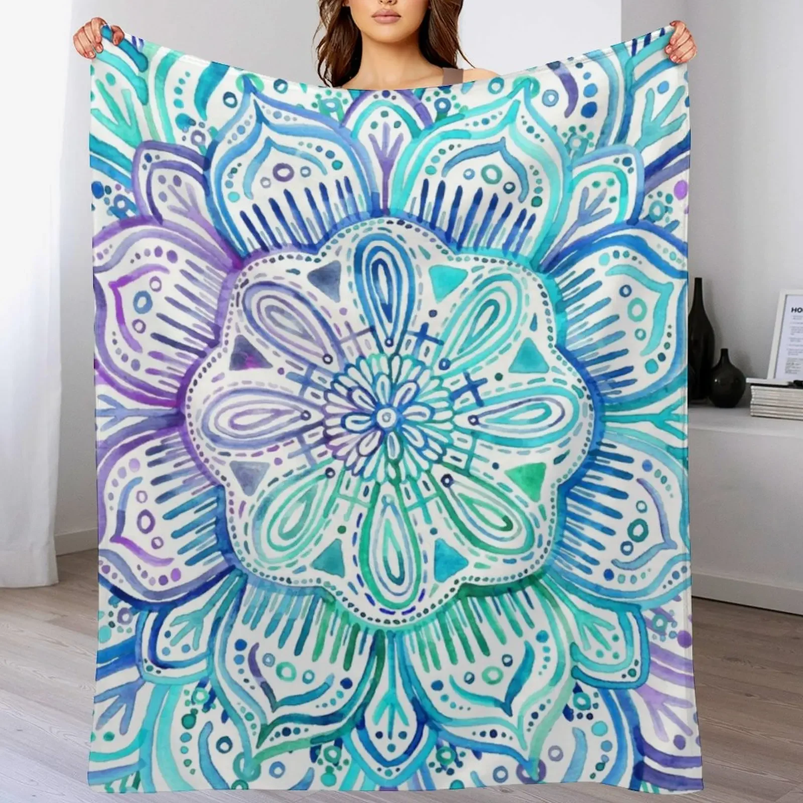 

Iridescent Aqua and Purple Watercolor Mandala Throw Blanket Stuffeds Flannel Fabric Blankets For Baby Blankets