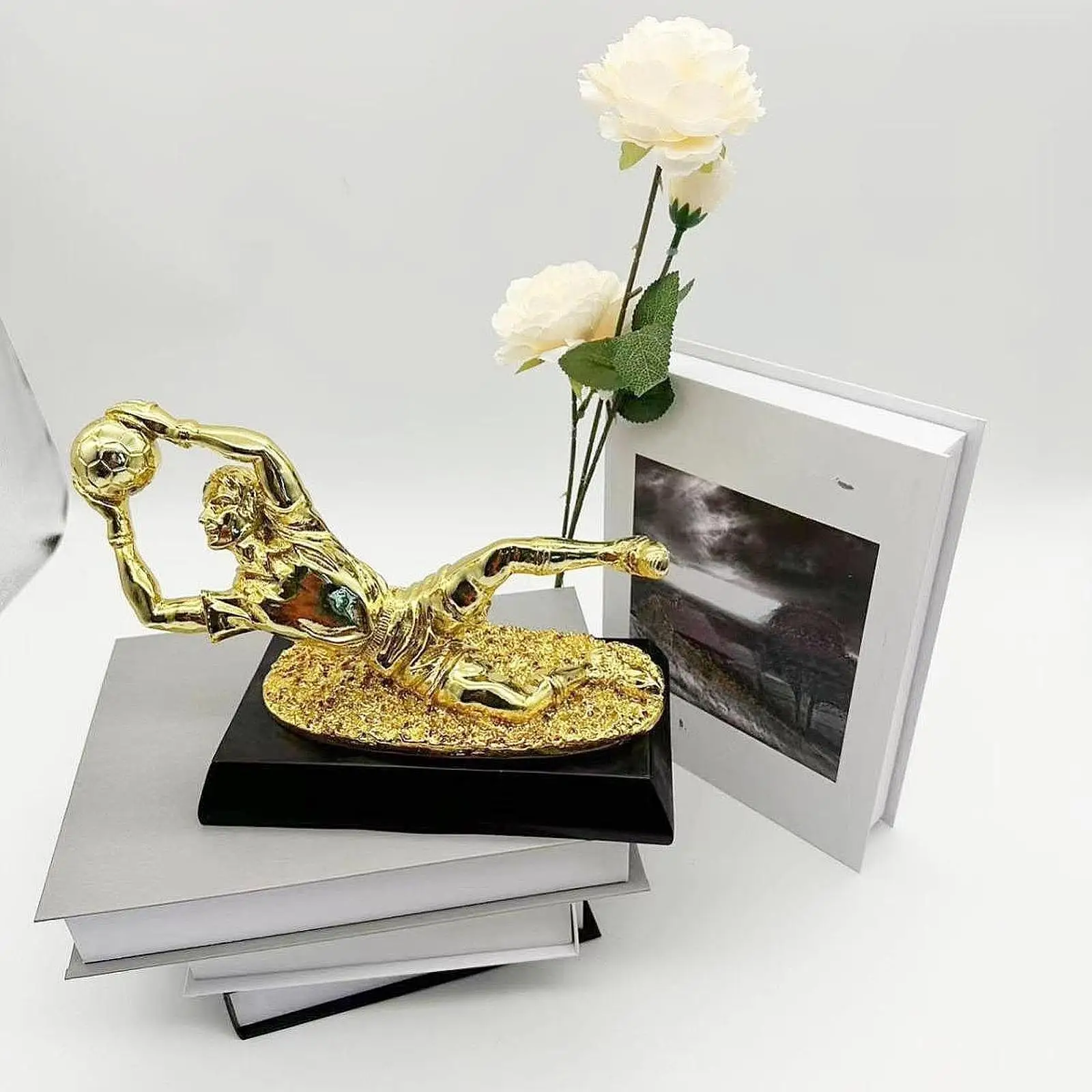 

Football Trophy Resin Crafts Ornament Reward Participation Goalkeeper Award Trophy for Office Carnival Gifts Sports Party